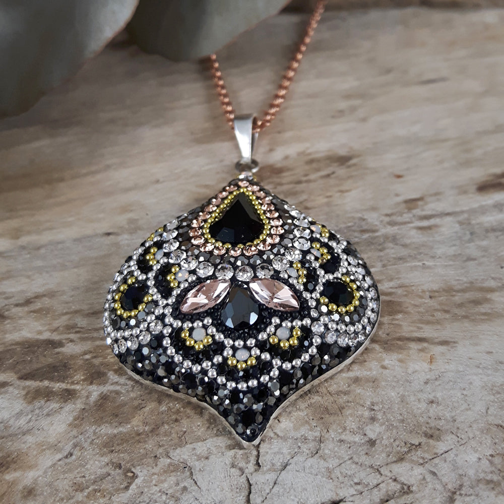 Allegra Onyx Elegance Pendant