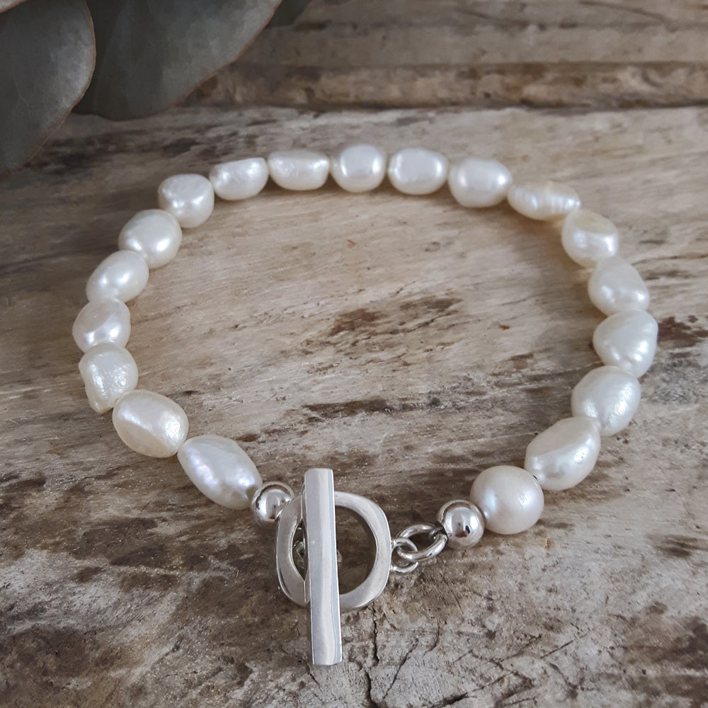 Elenita White Keishi Pearl Bracelet