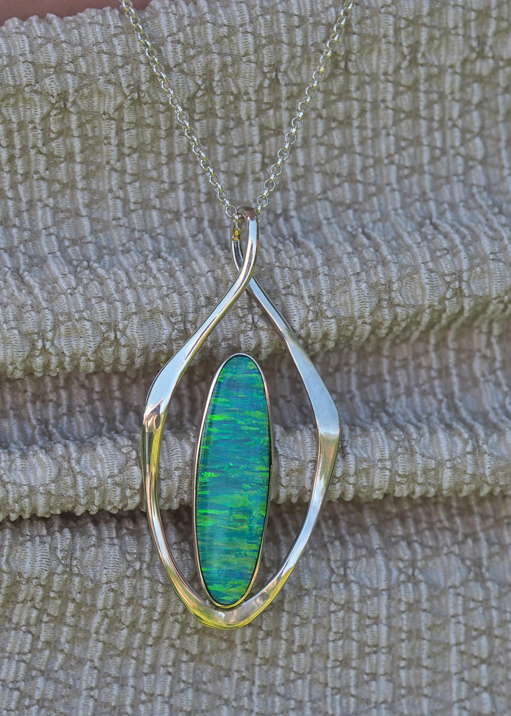 Flinder Green Flame Pendant