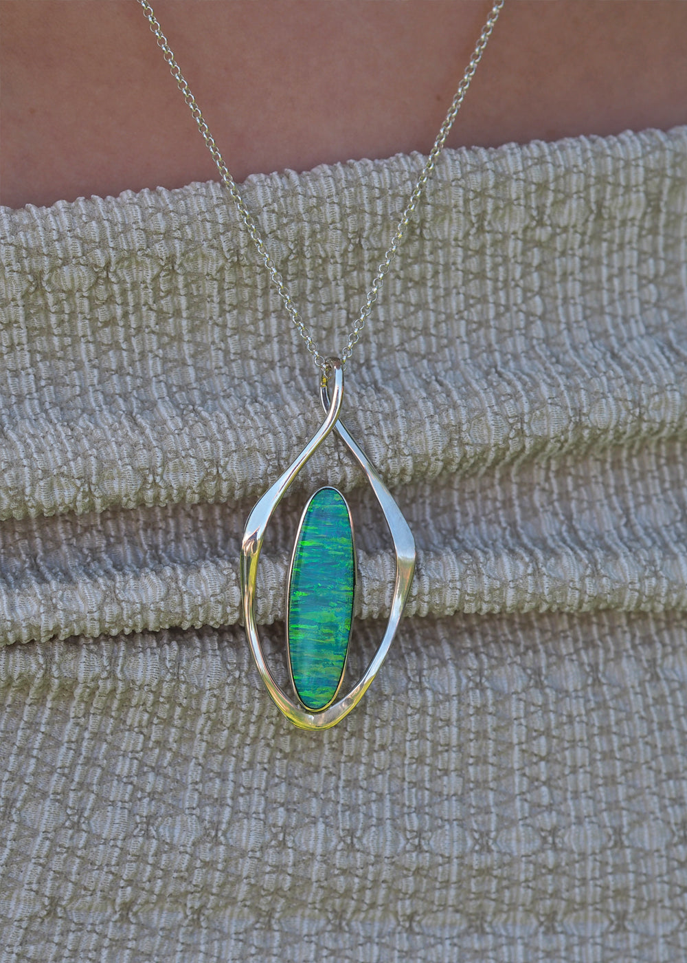 Flinder Green Flame Pendant