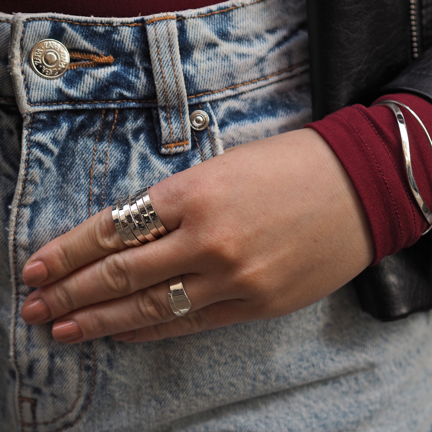 Chique Polished Silver Ring