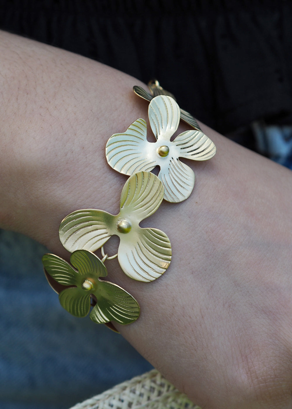 Viola Large Gold Bracelet