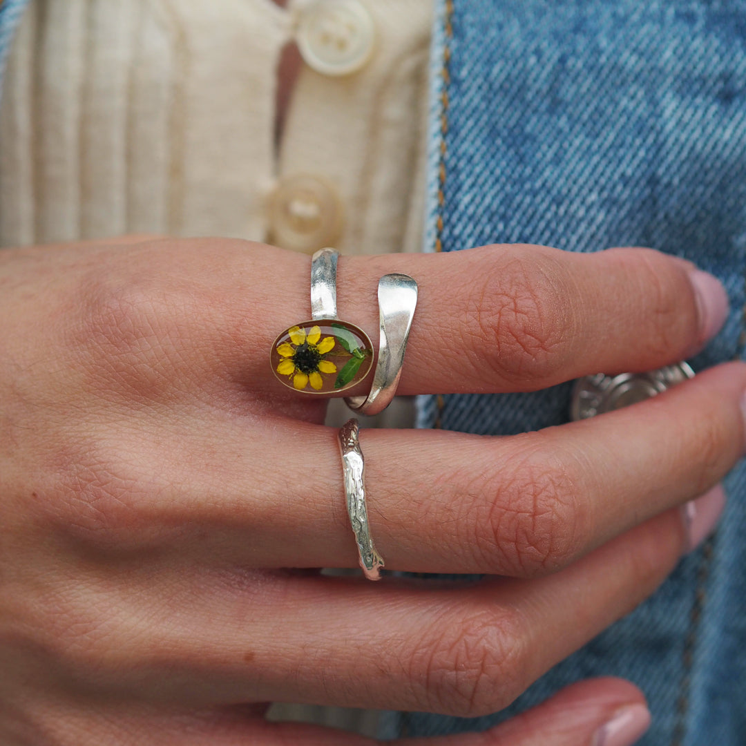 Flores Sunflower Small Adjustable Ring