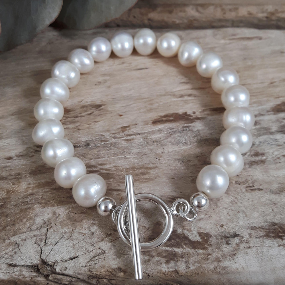 Mary Large White Pearl Bracelet