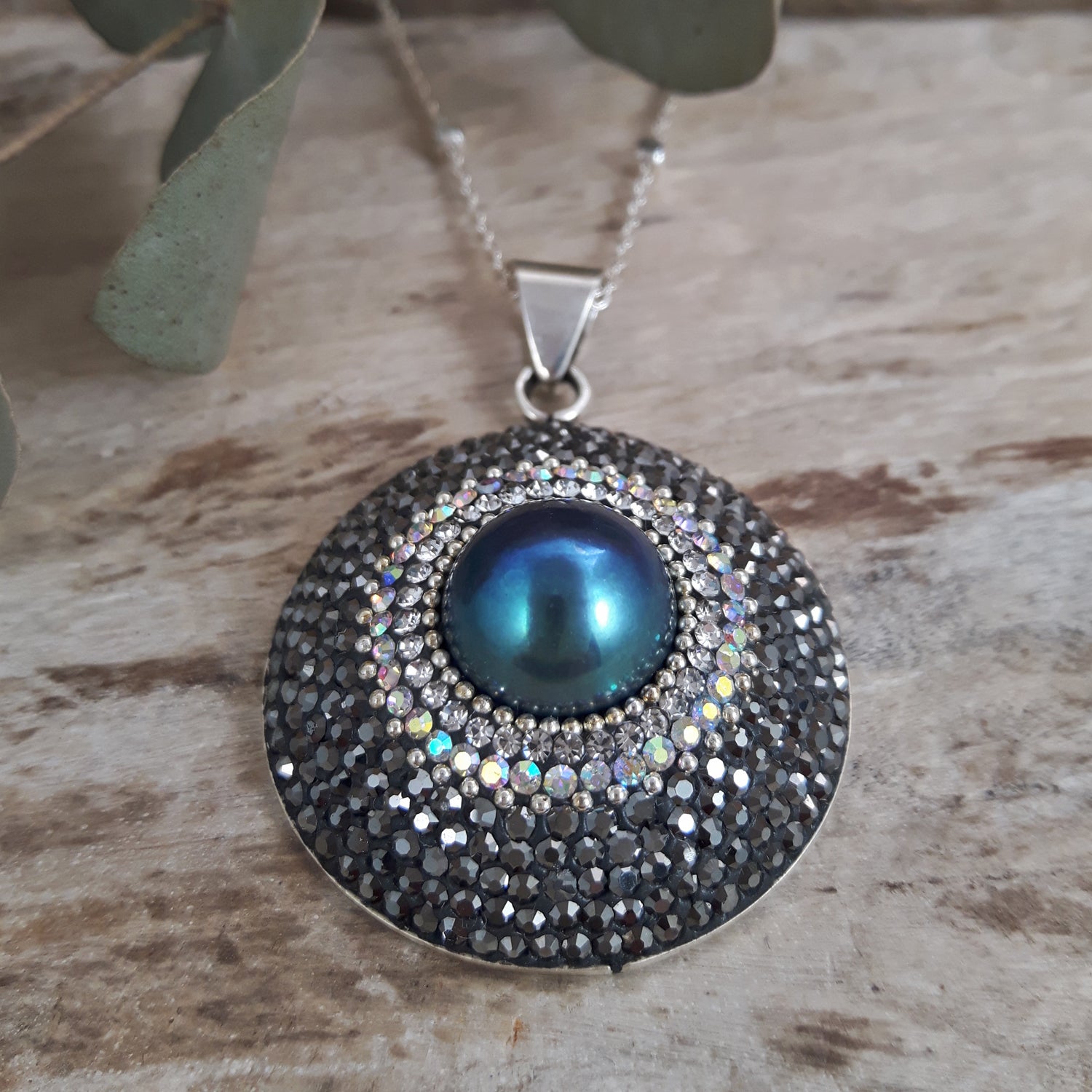 SAMPLE Allegra Iridescent Pearl Pendant