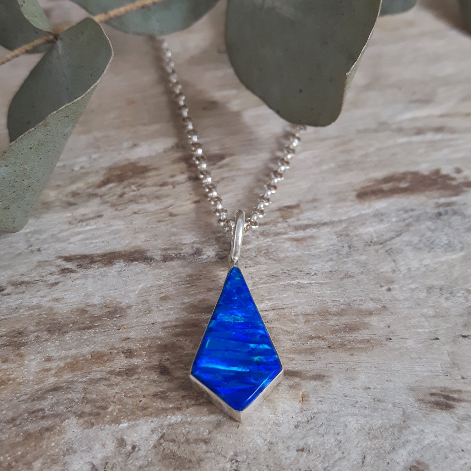 SAMPLE Flinder Blue Kite Pendant