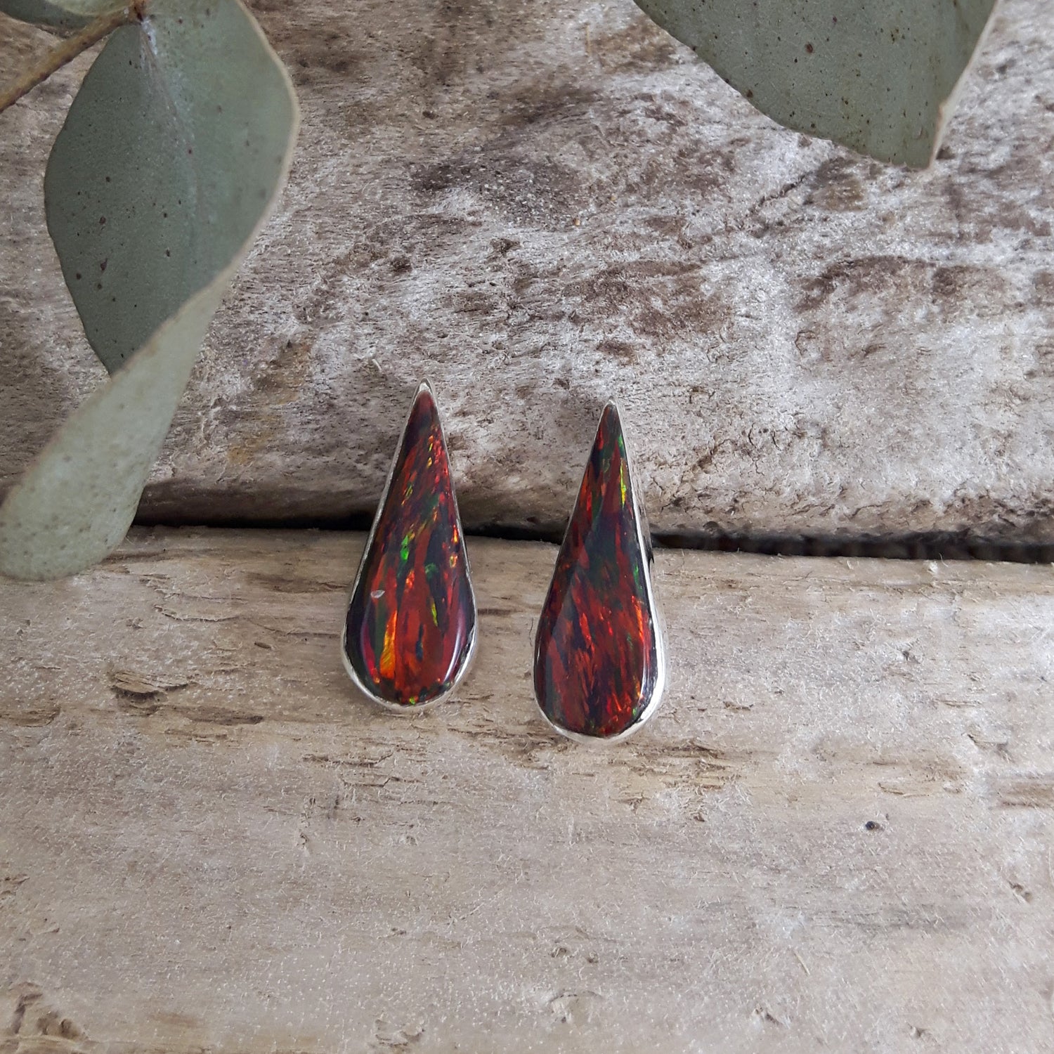 SAMPLE Flinder Red Petal Stud Earrings