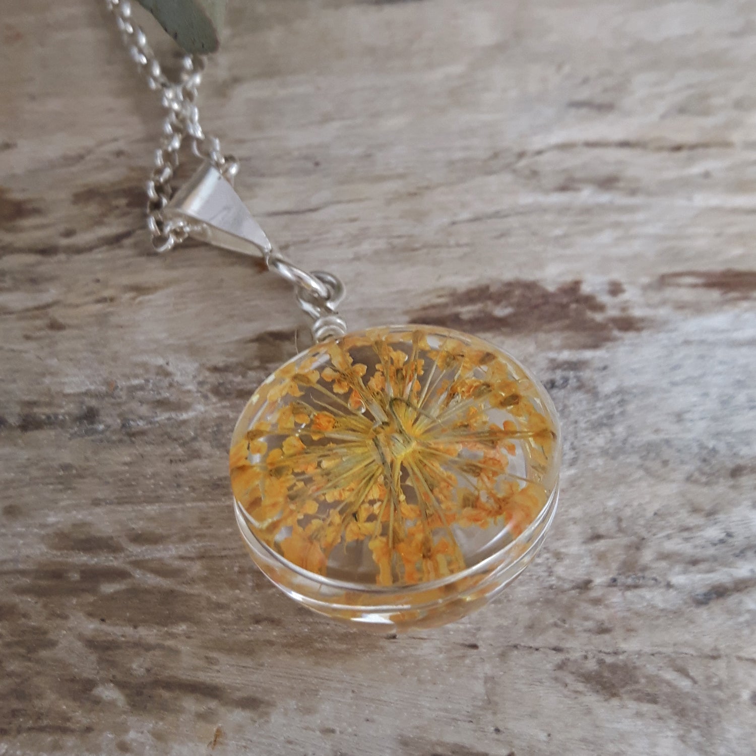 SAMPLE Flores Orange Allium Pendant