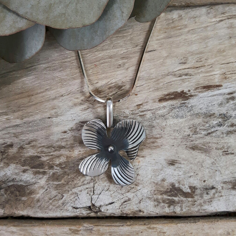 Viola Oxidised Single Pendant