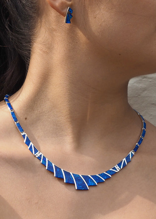 Flinder Guinevere Blue Necklace