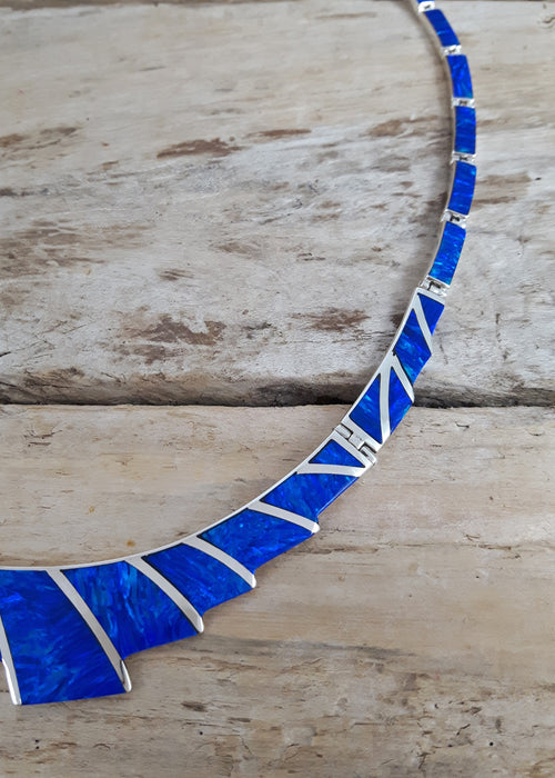 Flinder Guinevere Blue Necklace