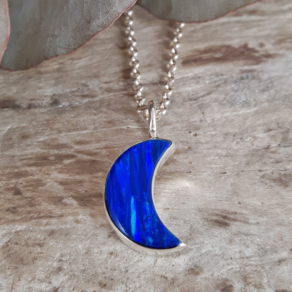 Flinder Blue Moon Pendant