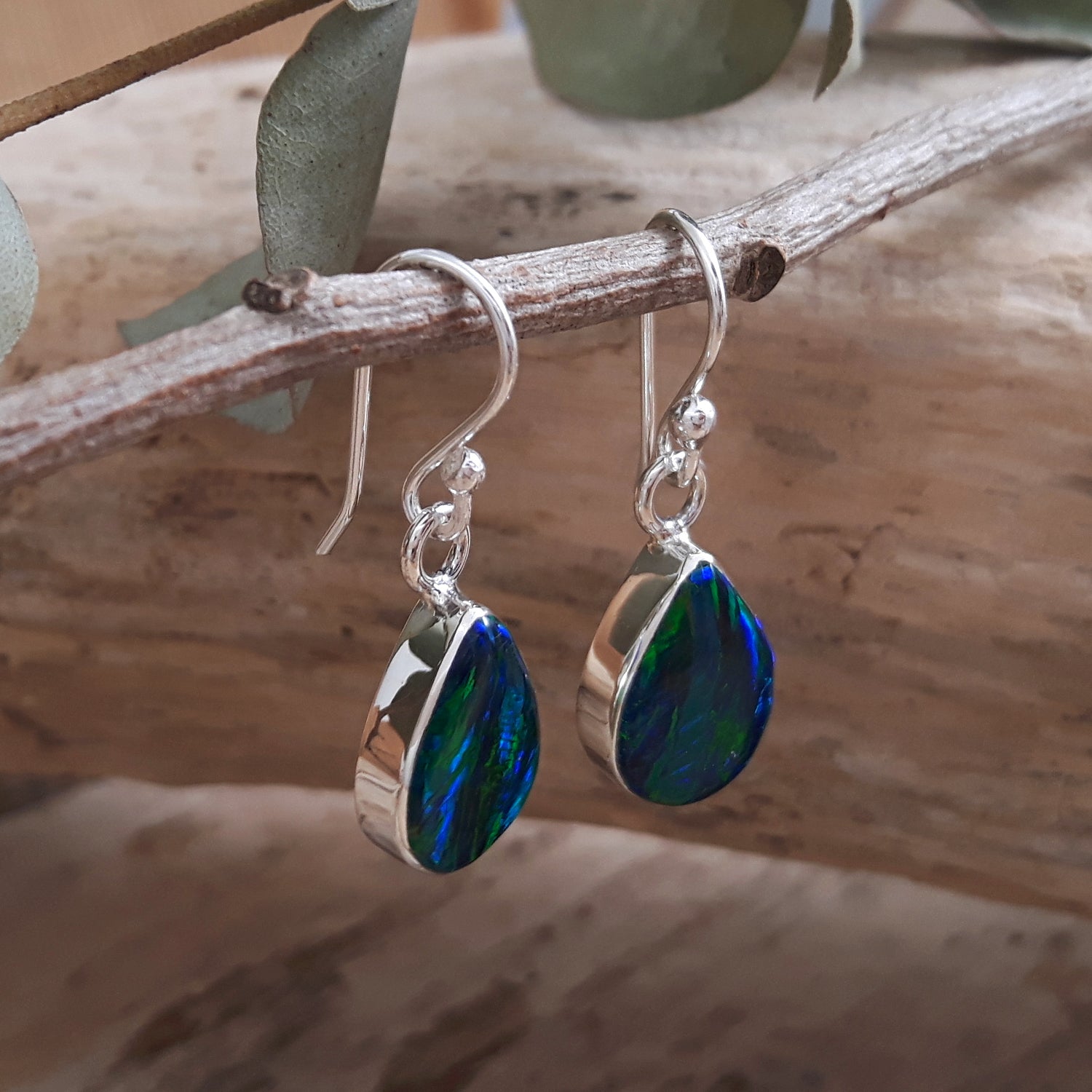 Flinder Emerald Renoir Drop Earrings