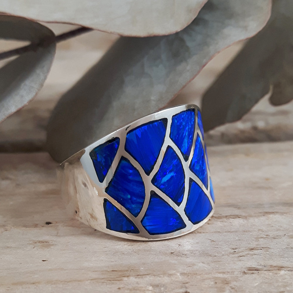 Flinder Guinevere Blue Ring