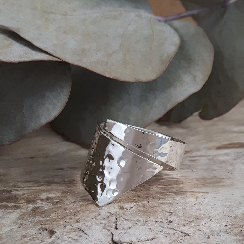 Foresta Divine Hammered Ring