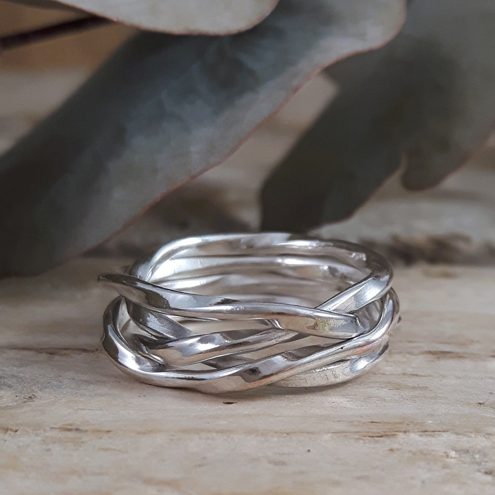 Lattice Thin Ring