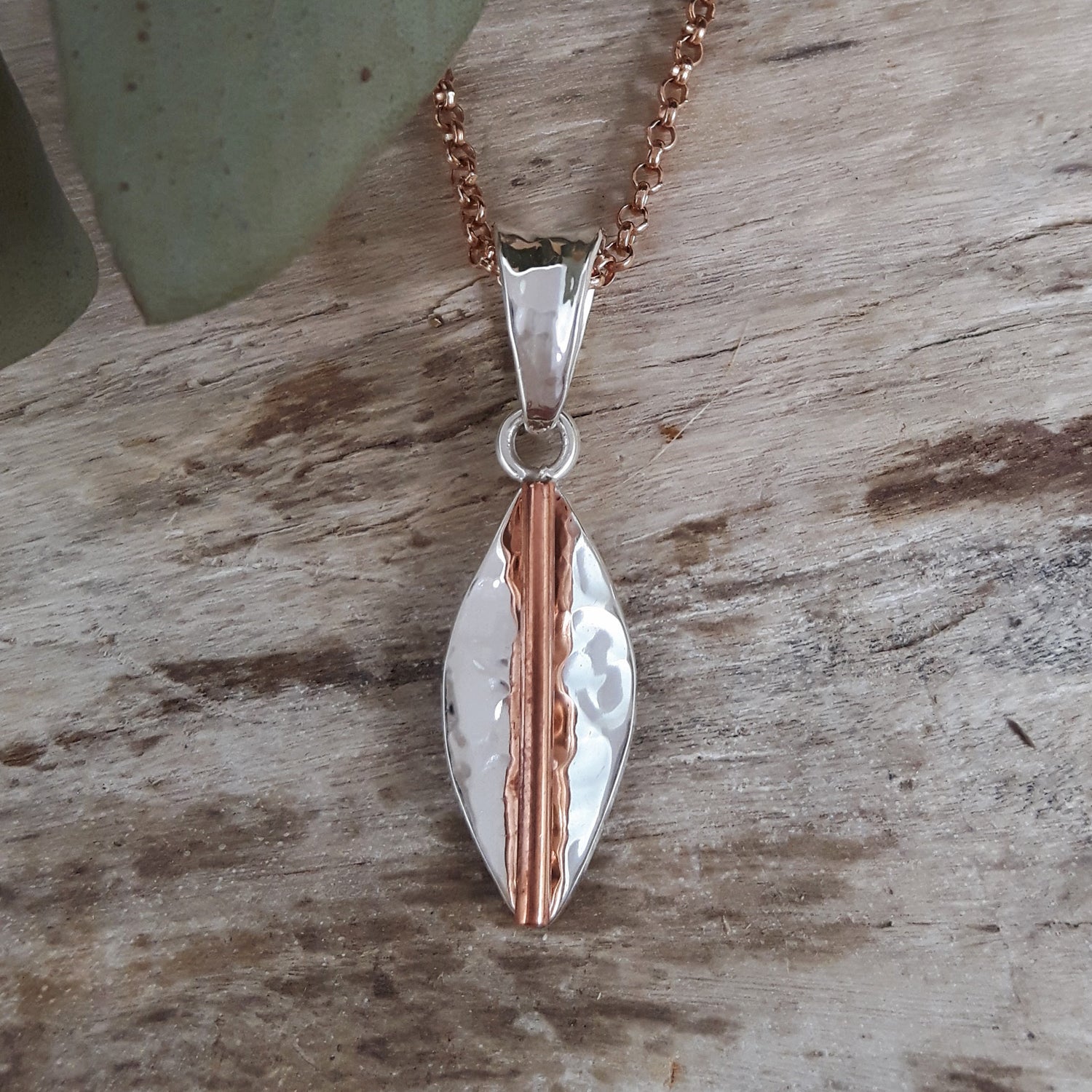 Marseille Leaf Ag/Cu Pendant