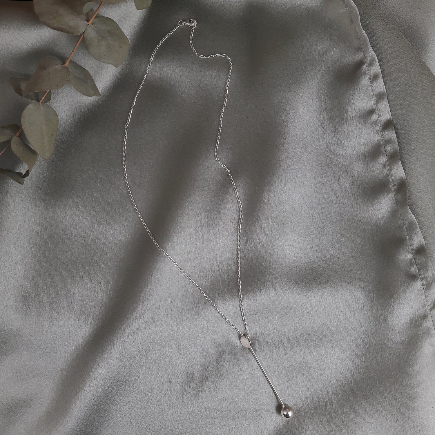 Mini Bola Chain Necklace