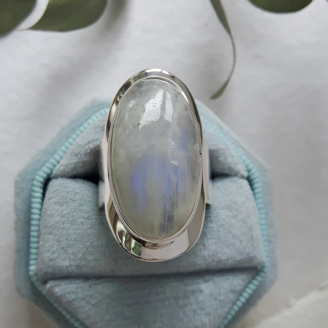 Monet Moonstone Oval L Adjustable Ring A