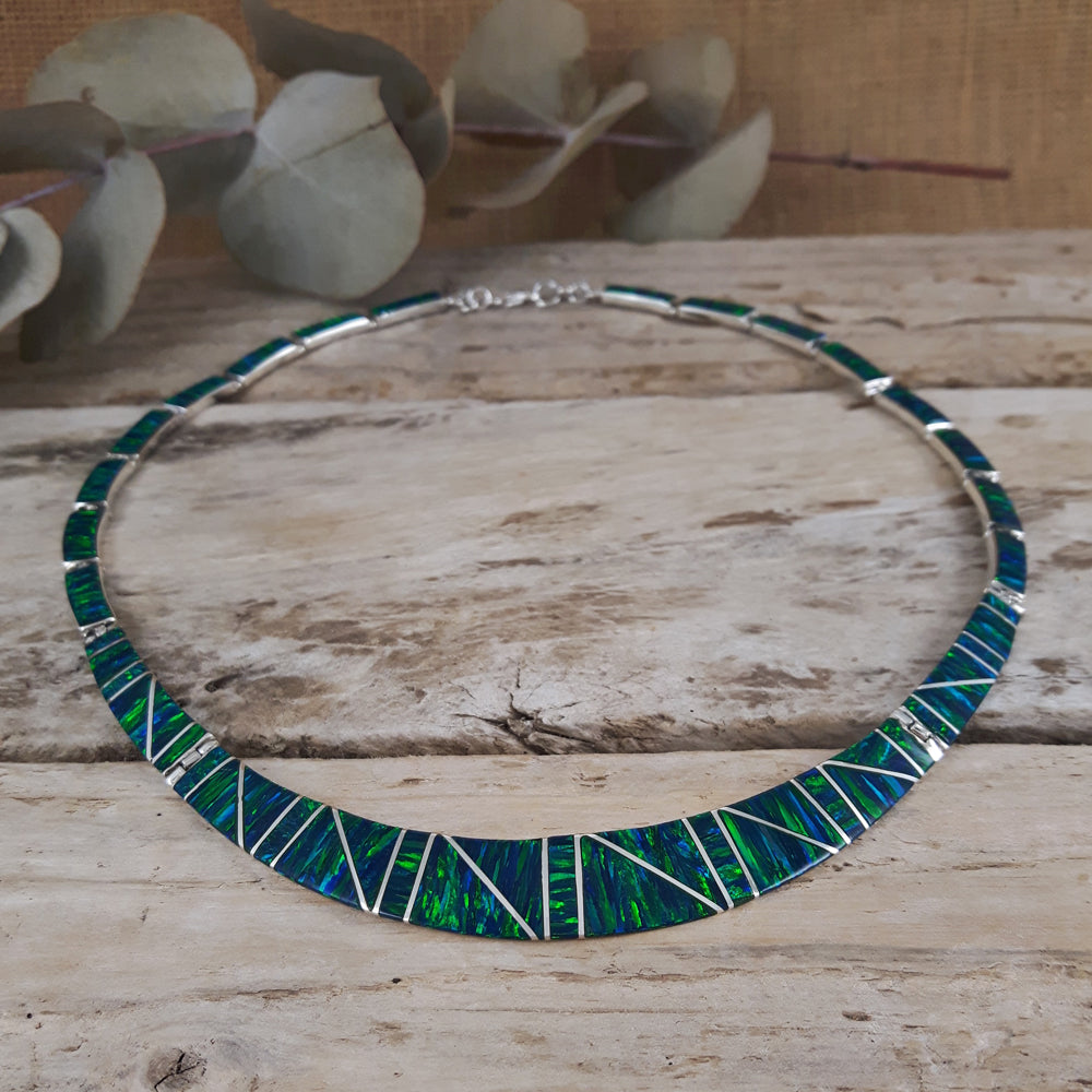 PERFECTLY IMPERFECT Flinder Nouveau Emerald Necklace