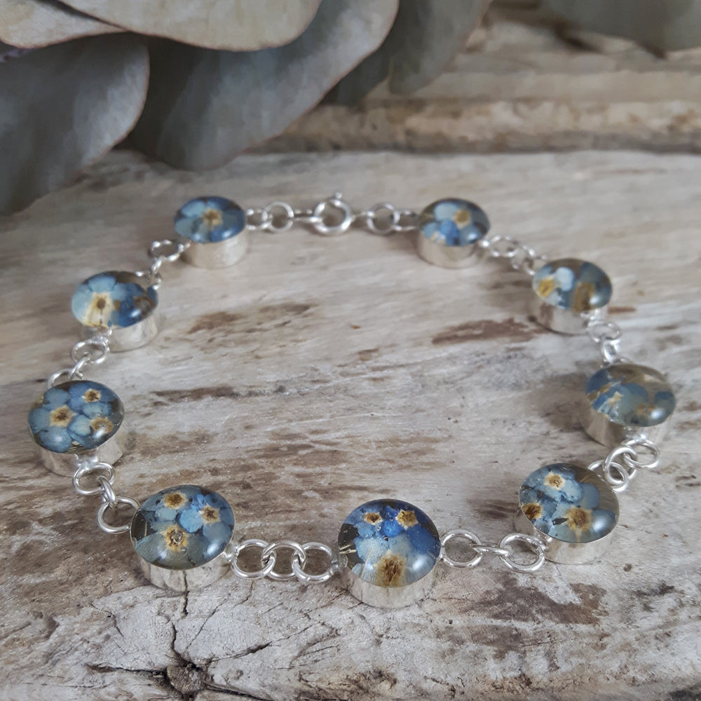 PERFECTLY IMPERFECT Flores Forget-Me-Not Round Medium Bracelet