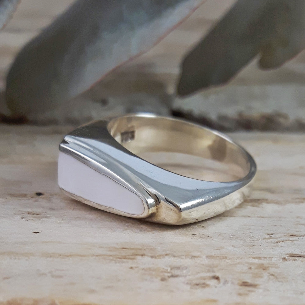 PERFECTLY IMPERFECT Flinder Rio White Ring