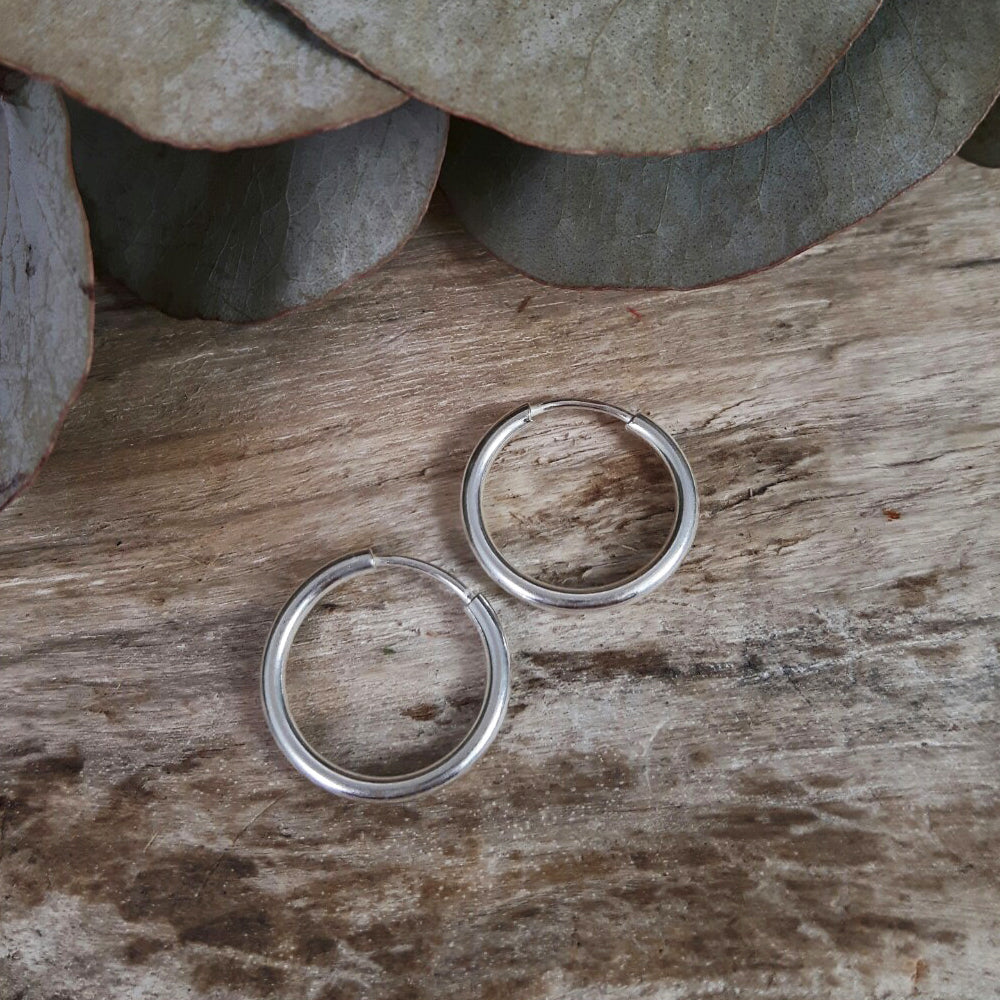 Round 1.5cm Hoop Earrings