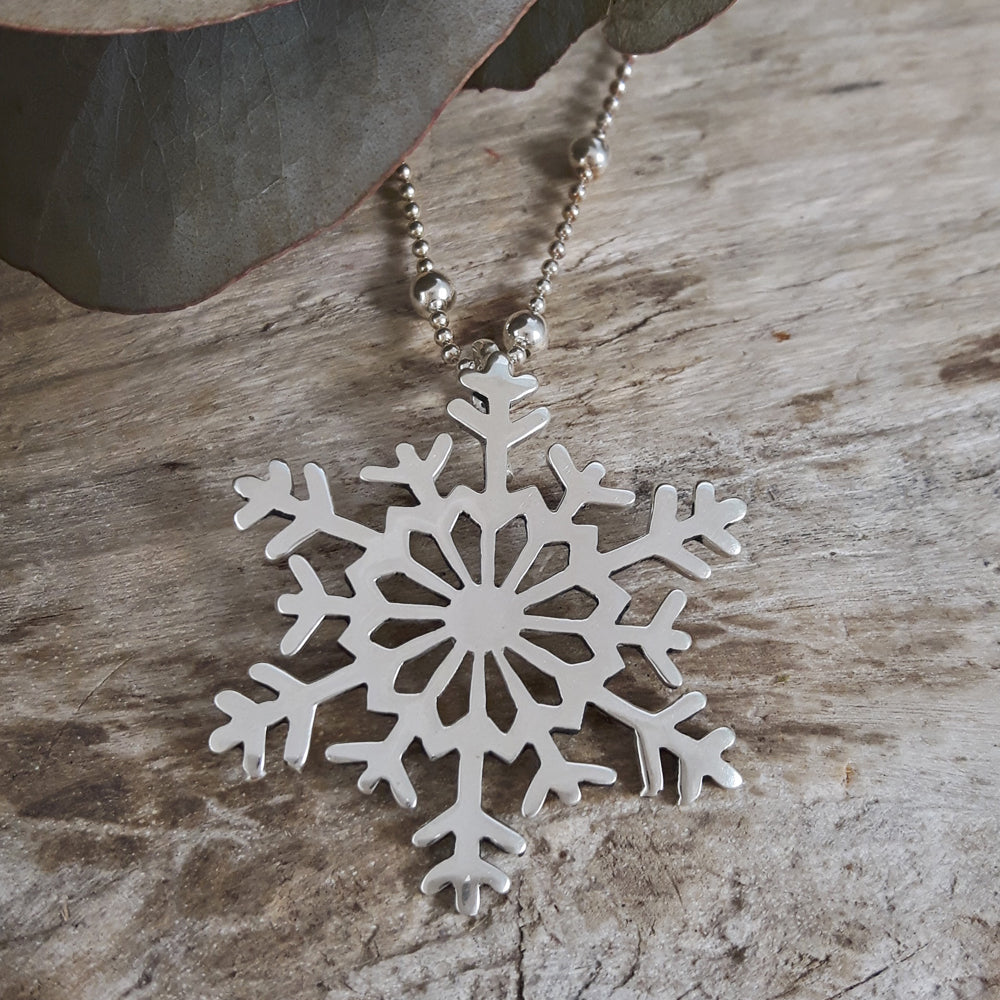 Snowflake Pendant A