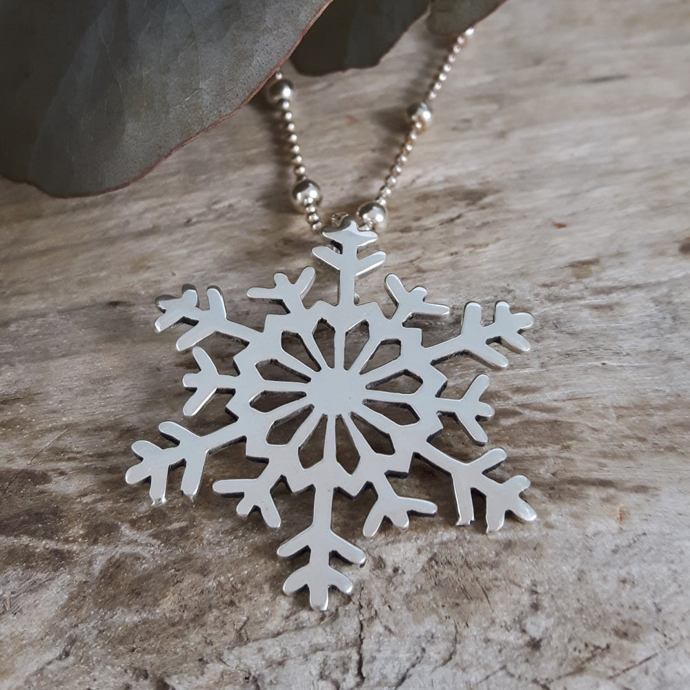 Snowflake Pendant A