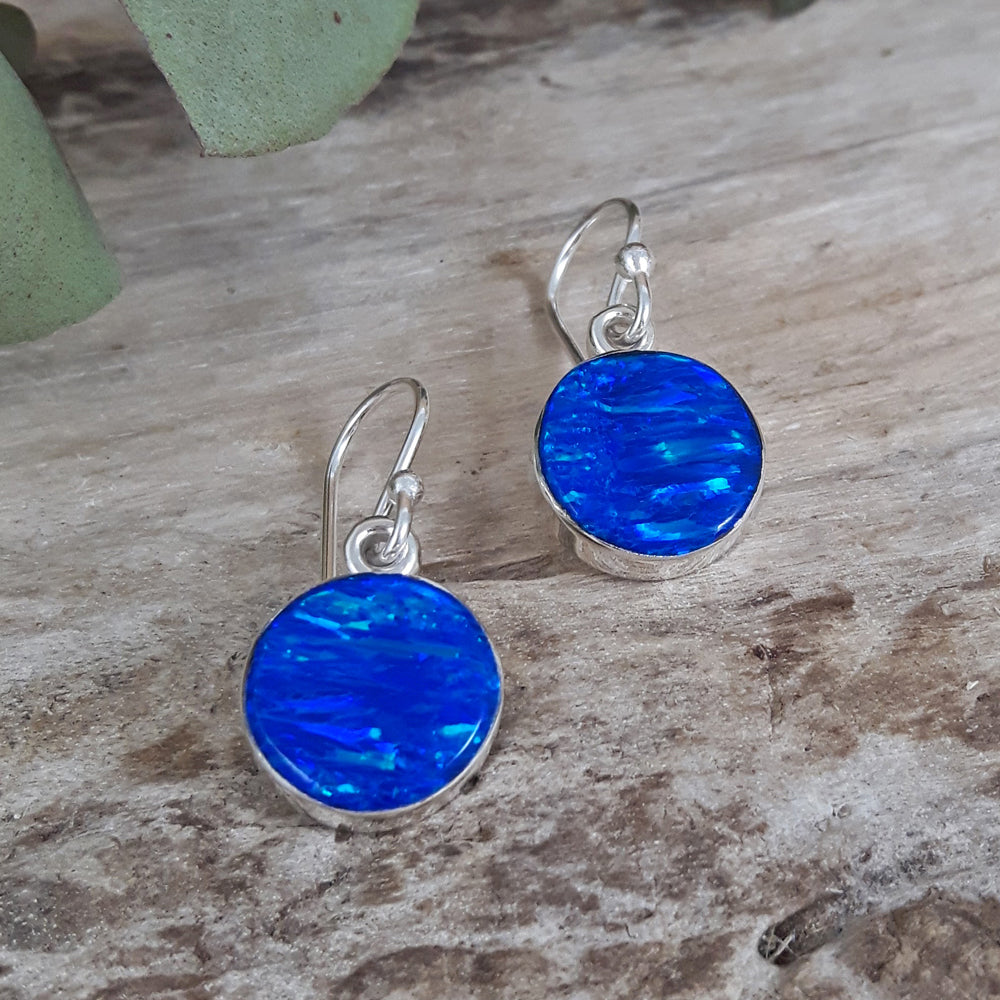 Ocean Blue Sparkle Fleur-de-lis Drop Earrings. cheapest Blue Faceted Glass and Brass Drop Earrings. Lagoon Blue Cut Glass Beads Sparkle Drop Earrings