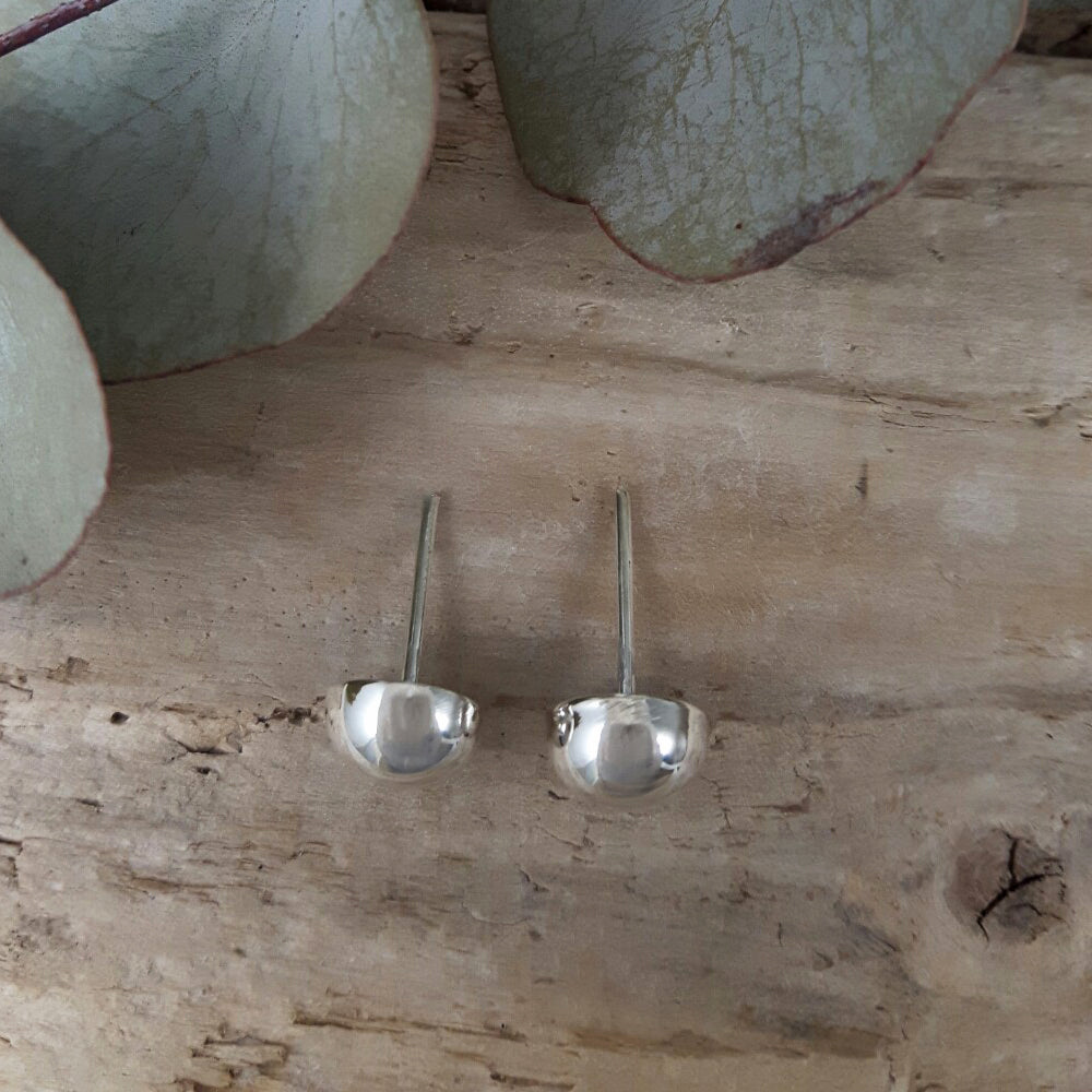 Celina 8mm Medium Stud Earrings