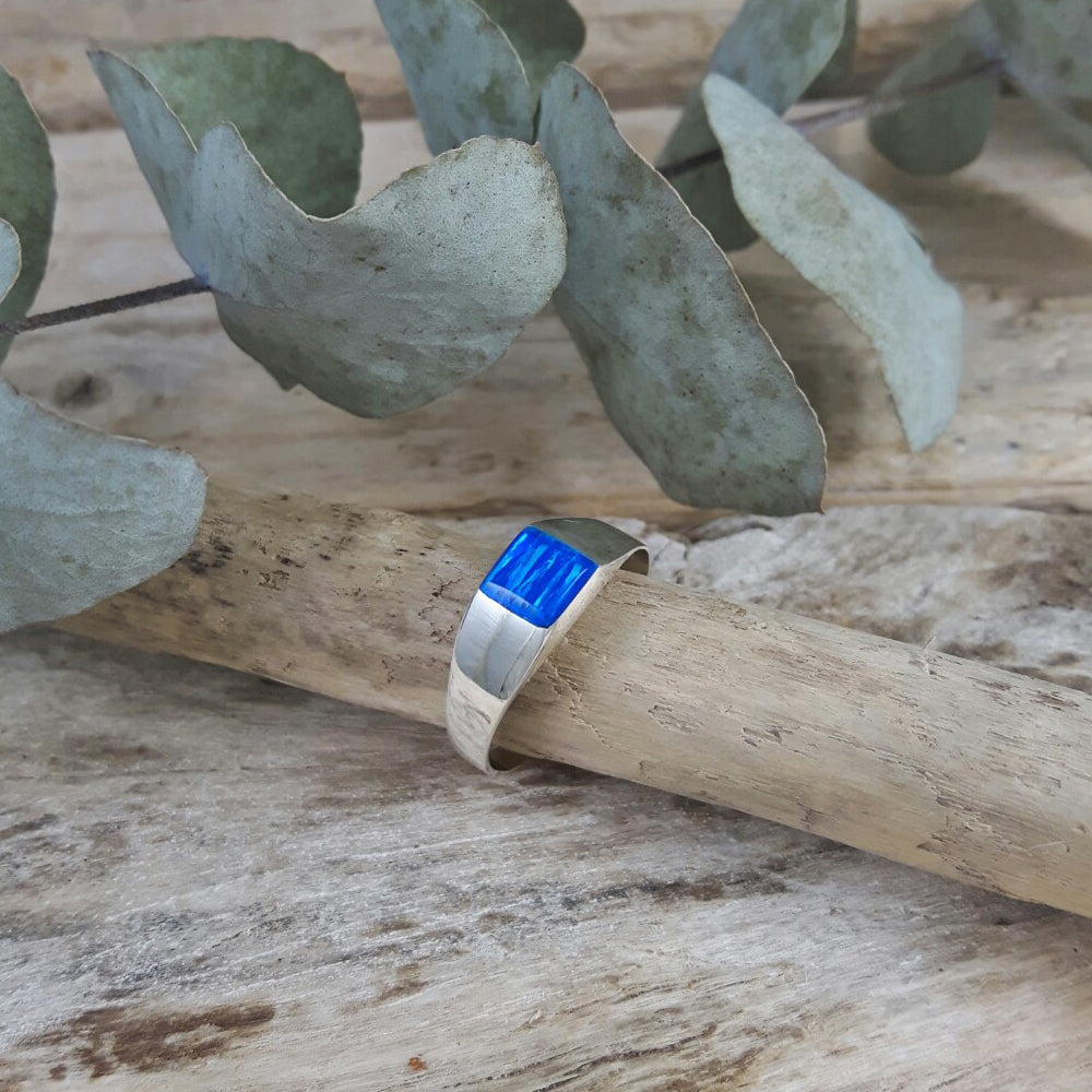 Flinder Signet Square Blue Ring