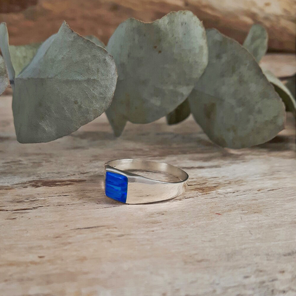 Flinder Signet Square Blue Ring