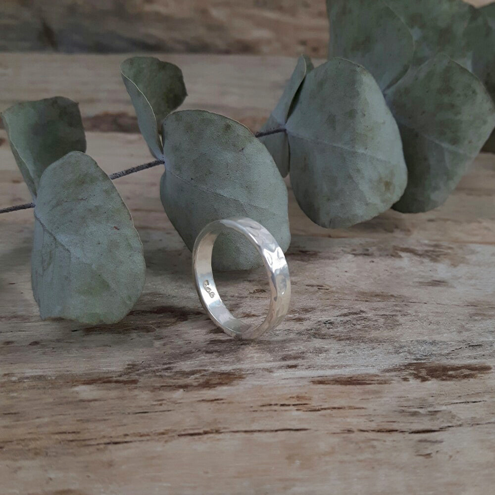 Foresta Orla Hammered Ring