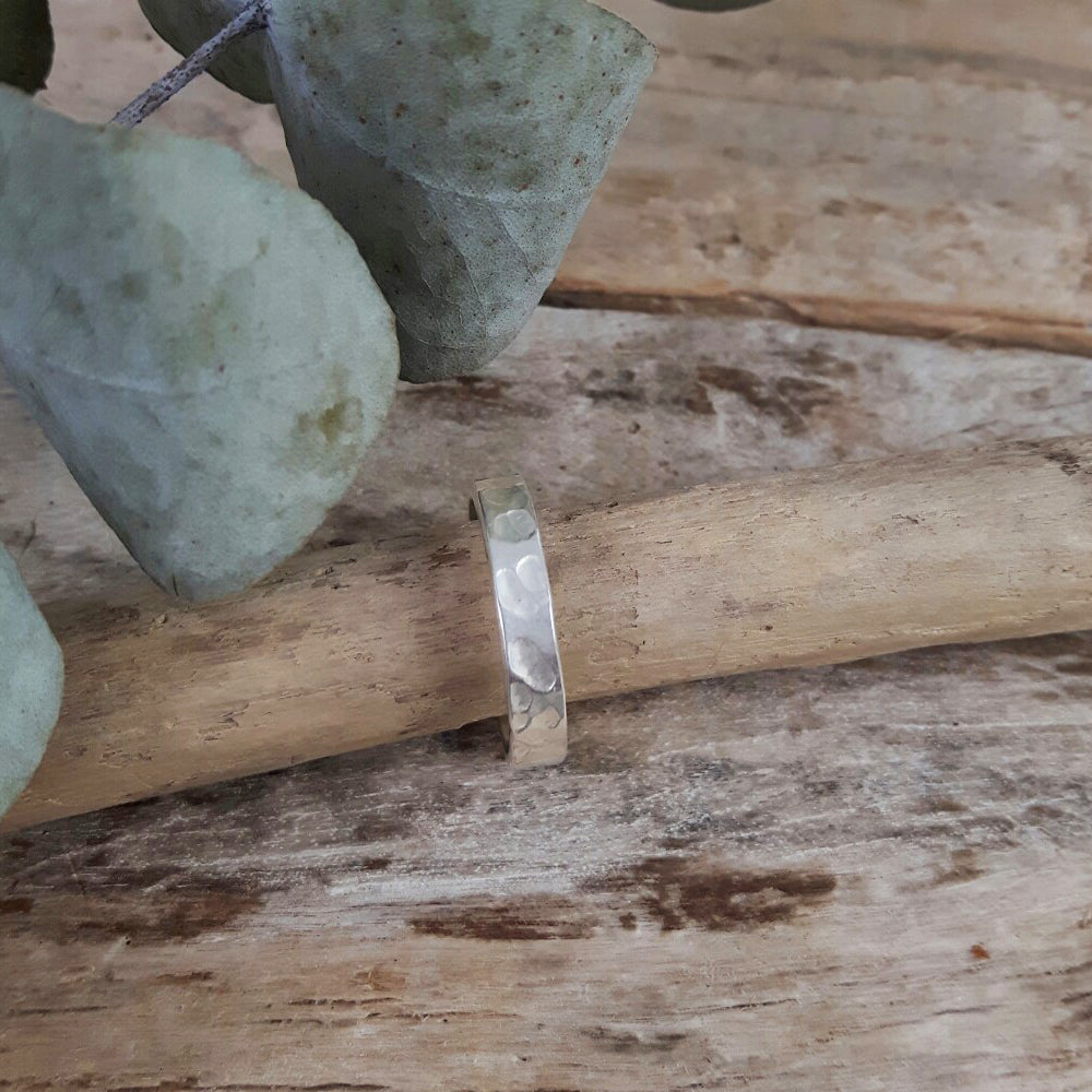 Foresta Orla Hammered Ring