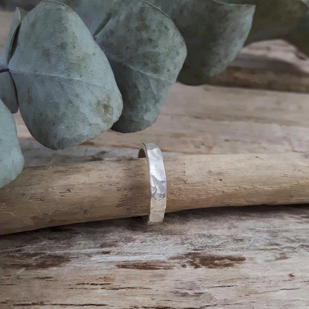 Foresta Orla Hammered Ring