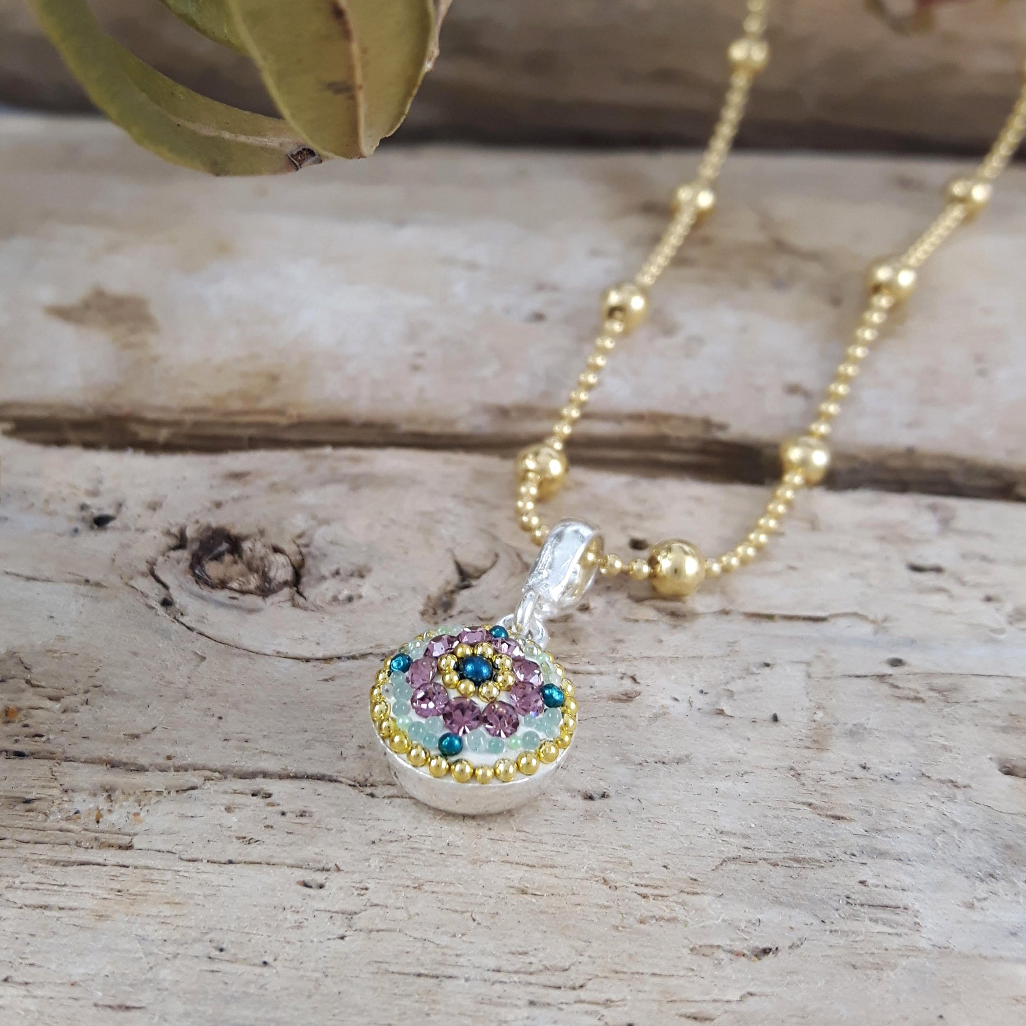 Allegra Antique Daisy Mini Pendant