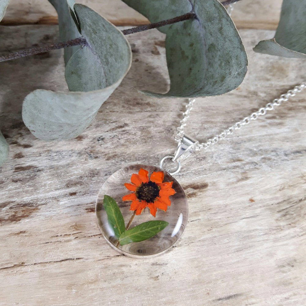 Flores Dahlia Round Medium Pendant