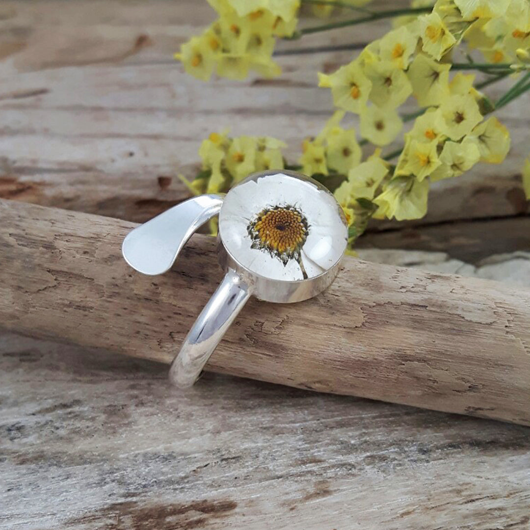 Flores Daisy Adjustable Ring