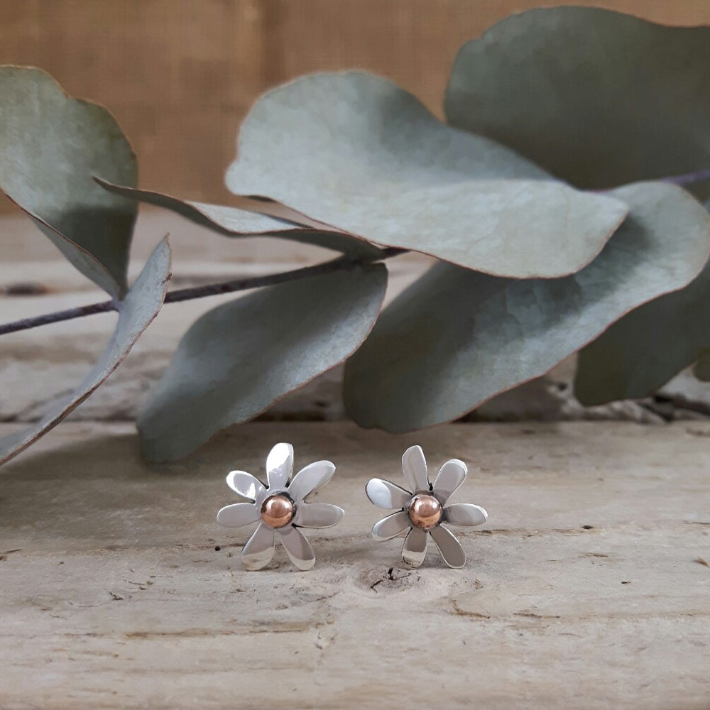 Flora Daisy Stud Earrings