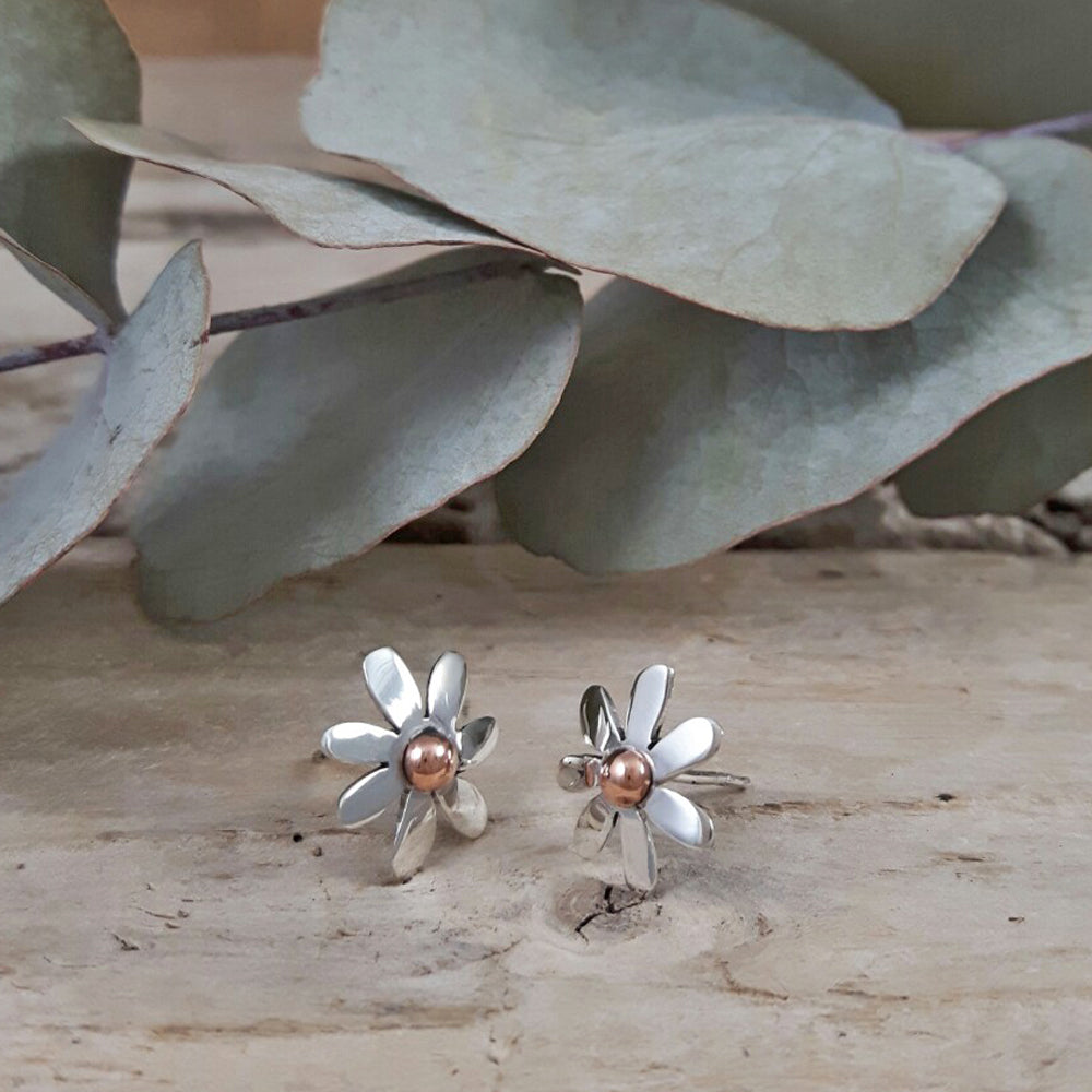 Flora Daisy Stud Earrings