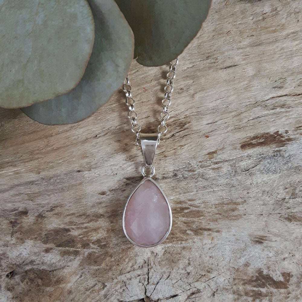 Elegancia Rose Quartz Drop Pendant