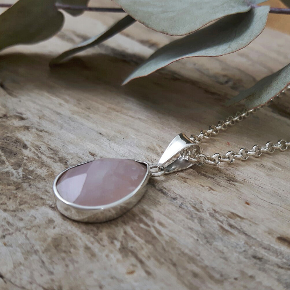 Elegancia Rose Quartz Drop Pendant