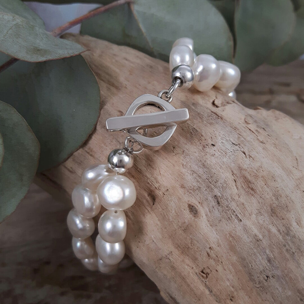 Ella White Pearl Bracelet