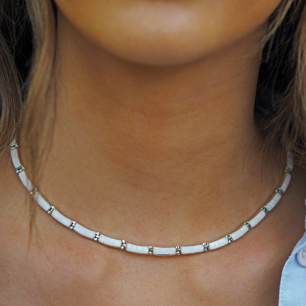 Flinder White Drift Necklace