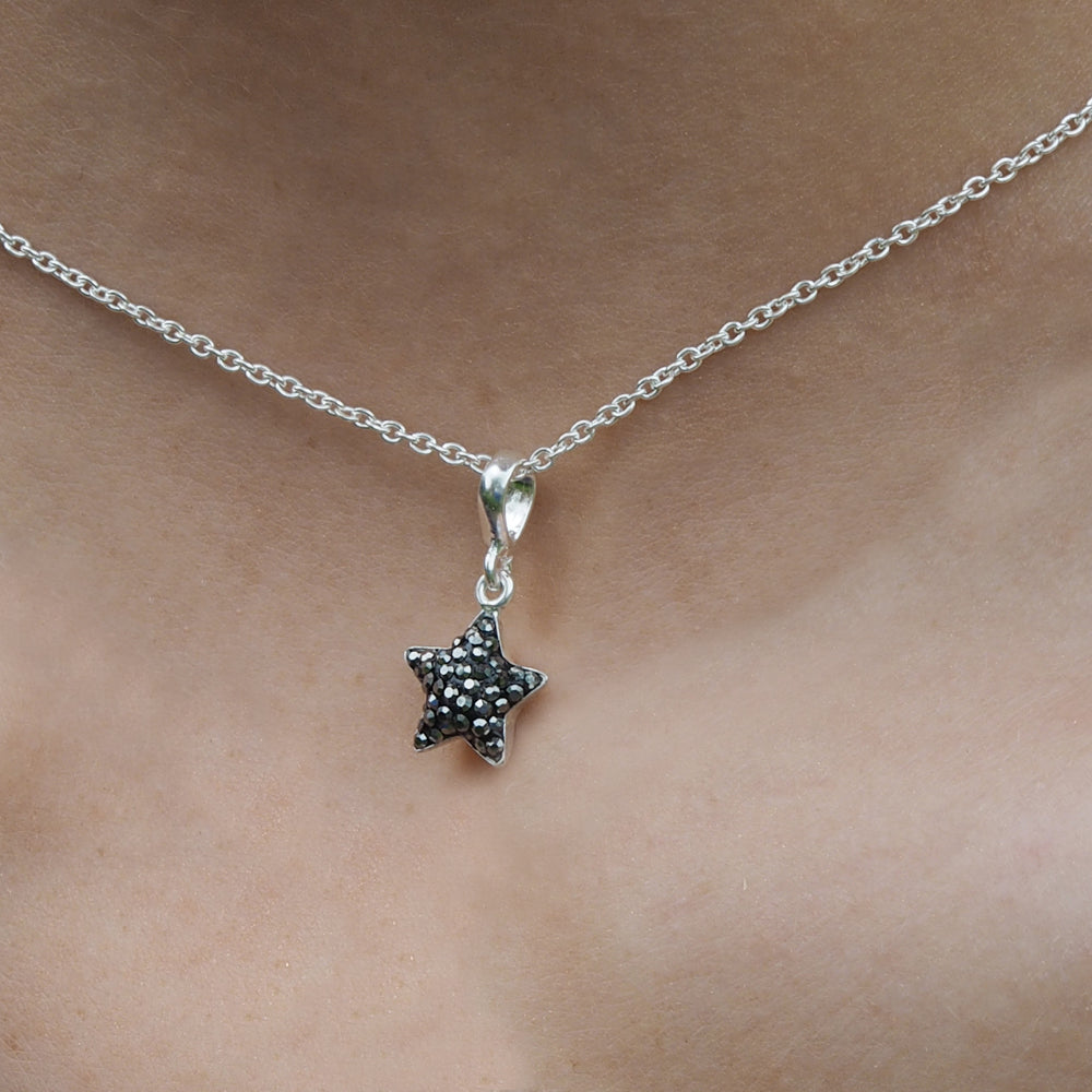 Gala Star Jet Pendant