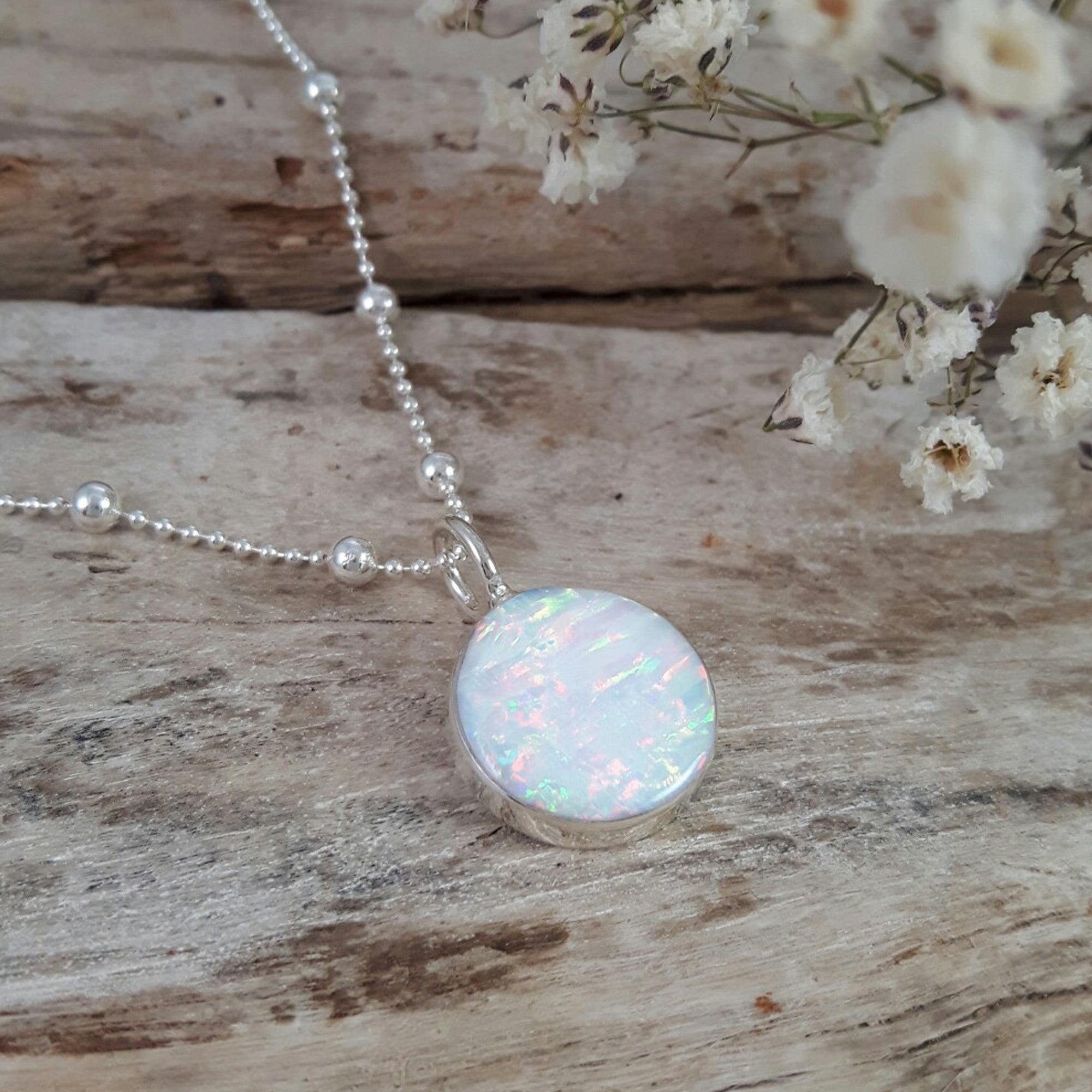 Flinder White Dotty Small Pendant