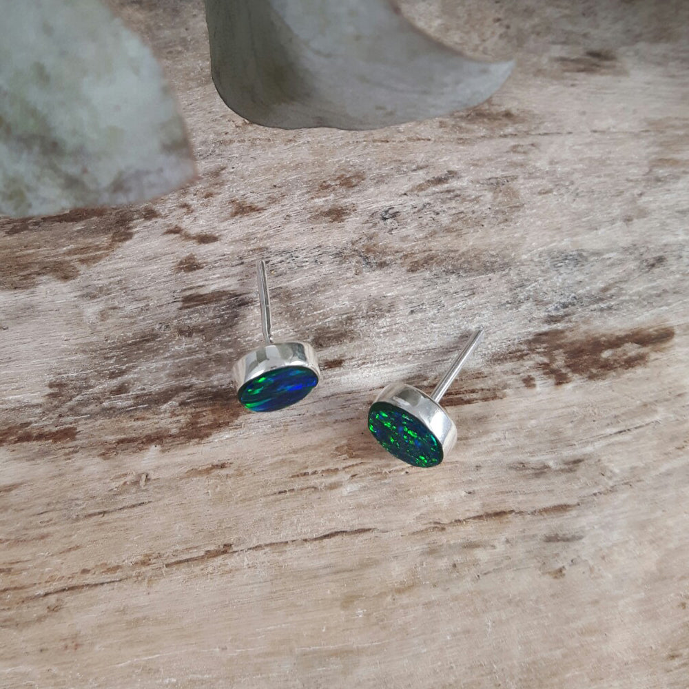 Flinder Emerald Dotty Stud Earrings