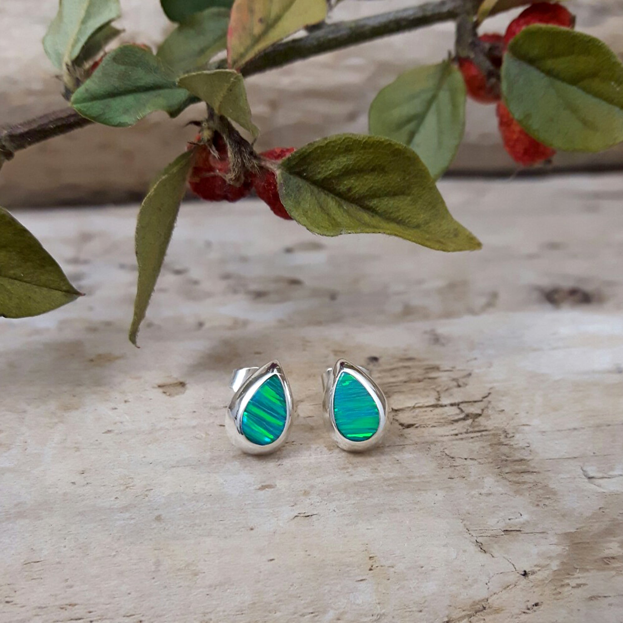 Flinder Droplet Green Stud Earrings