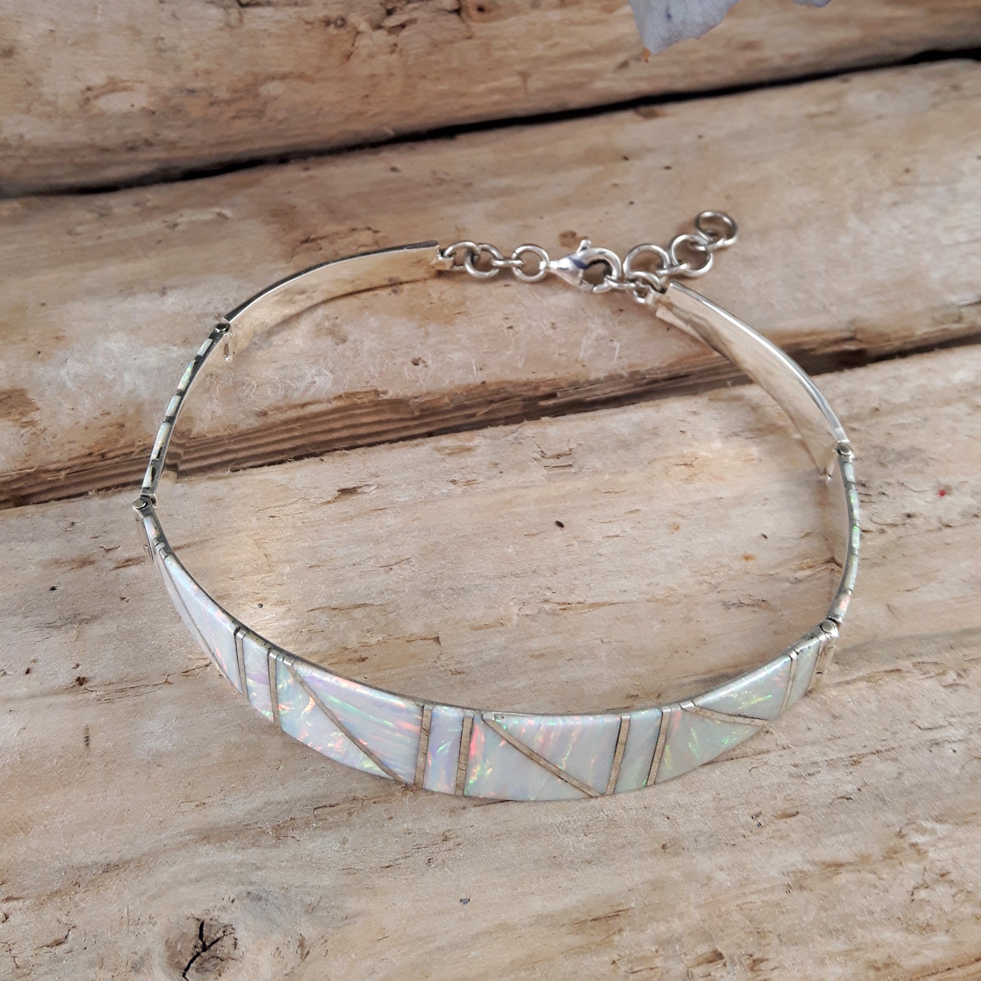 Flinder Nouveau White Bracelet